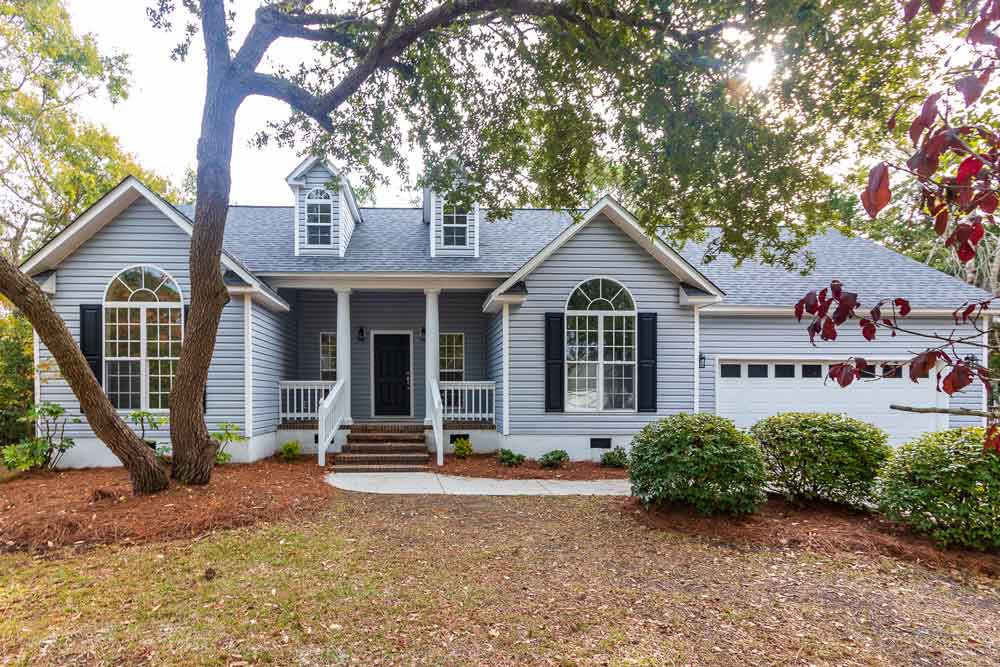 110 Whitewater Cv, Newport, NC 28570